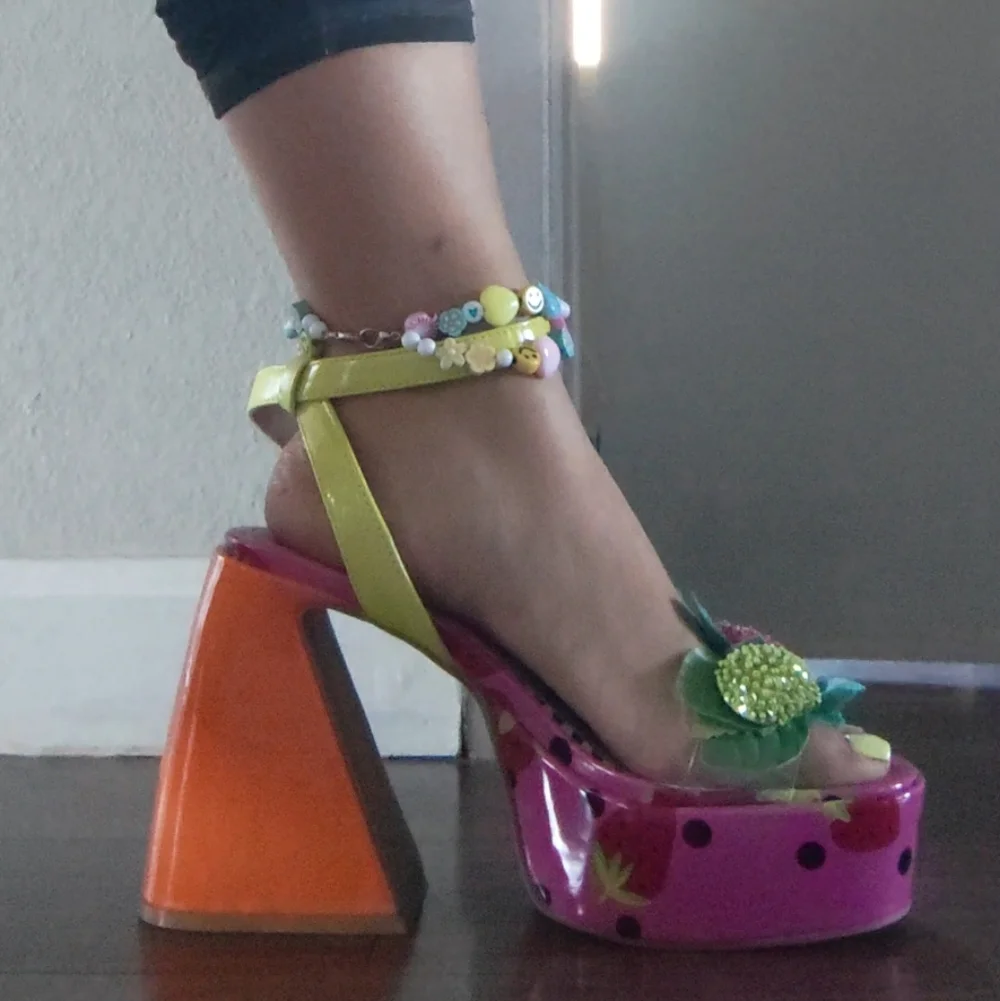 Betsy Johnson FRUIT Heels - Picture 3 of 14
